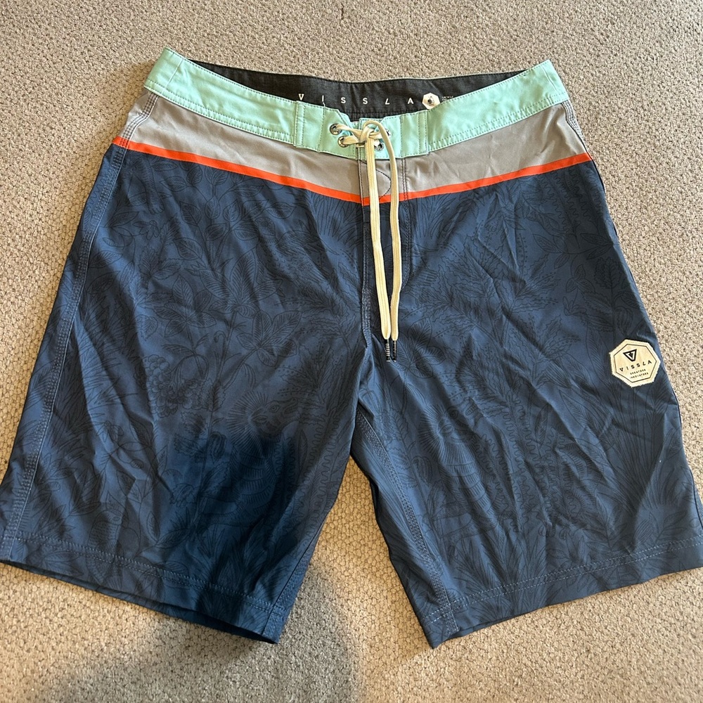 Vissla boardshorts 32”